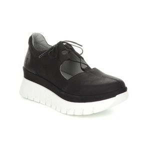 Fly London Black Bump Leather Platform Sneaker 37